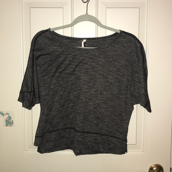 Lucy short sleeve crop top gray S - Picture 3 of 8